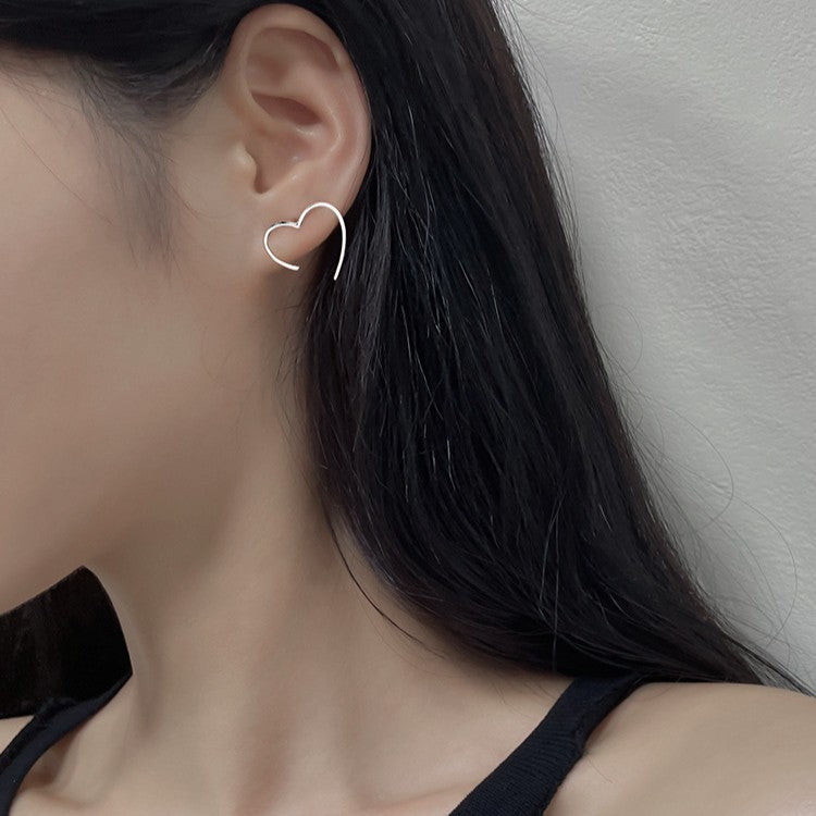 Minimalist Silver Open Heart Earrings – Simple Outline Heart Studs – Dainty Modern Love Jewelry